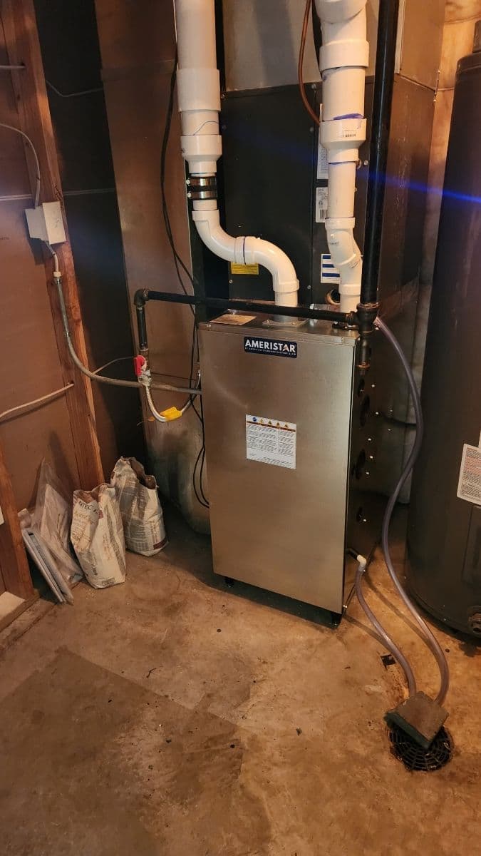 Efficient Ameristar Furnace Installation Keeps Homes Warm image